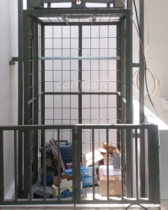 Jasa Pembuatan Lift Barang (Goods,Freight Lift).