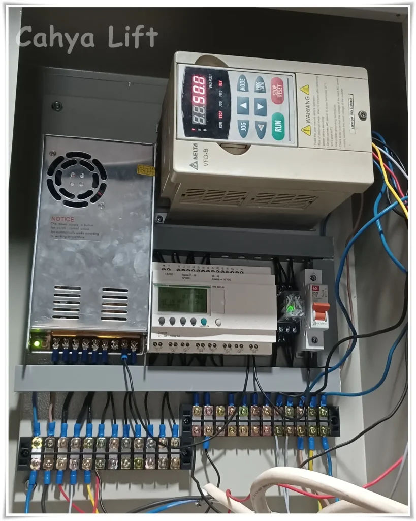 panel control otomatis dumbwaiter plc vfd cahya lift